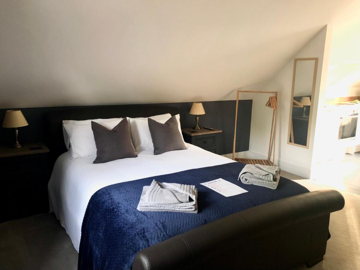 Oakworth Lodge - New Self Contained Studio ヒースフィールド エクステリア 写真